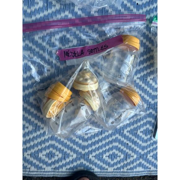 Pumping & Bottle Bundle: Philips, Medela, Spectra! - Picture 6 of 16